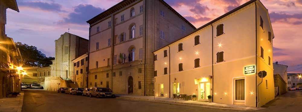 Palazzo Ruschioni Boutique Hotel Camerano Exteriör bild